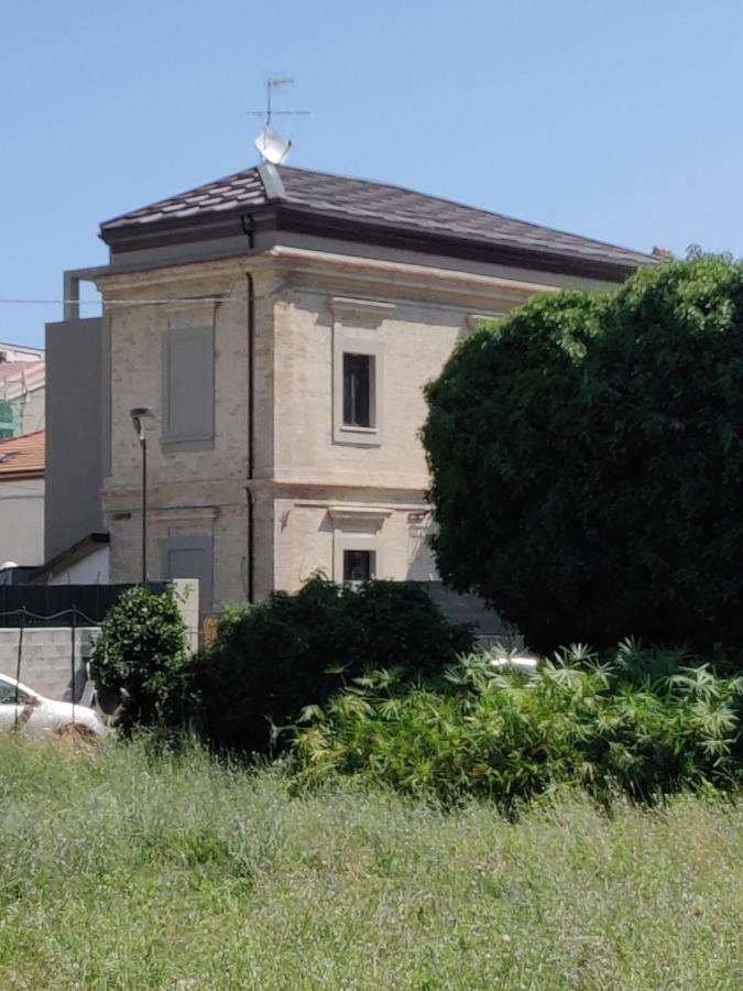 Apartamento Dimora Dei Cento Pescara Exterior foto